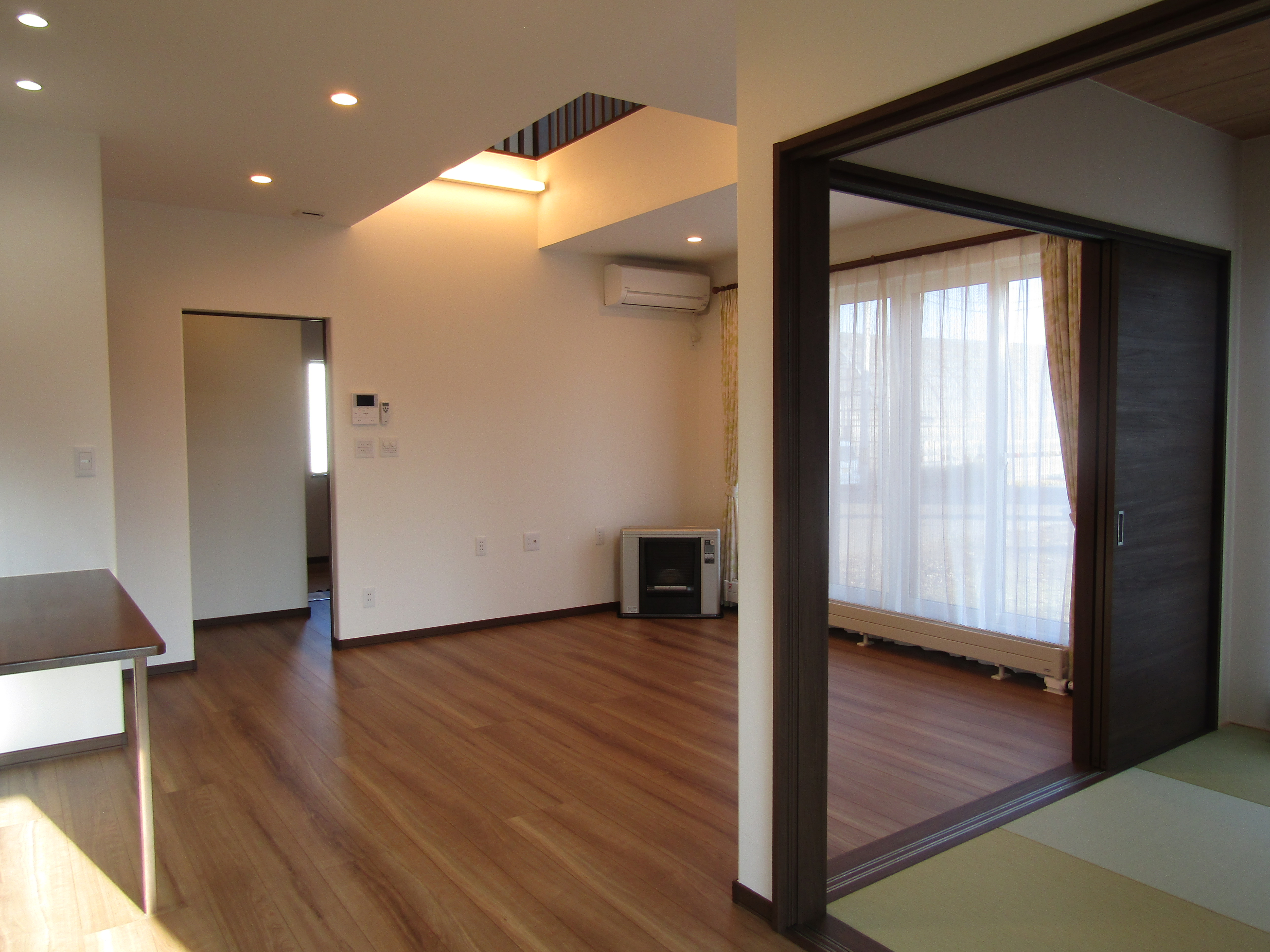 クリックで大きな画像を表示