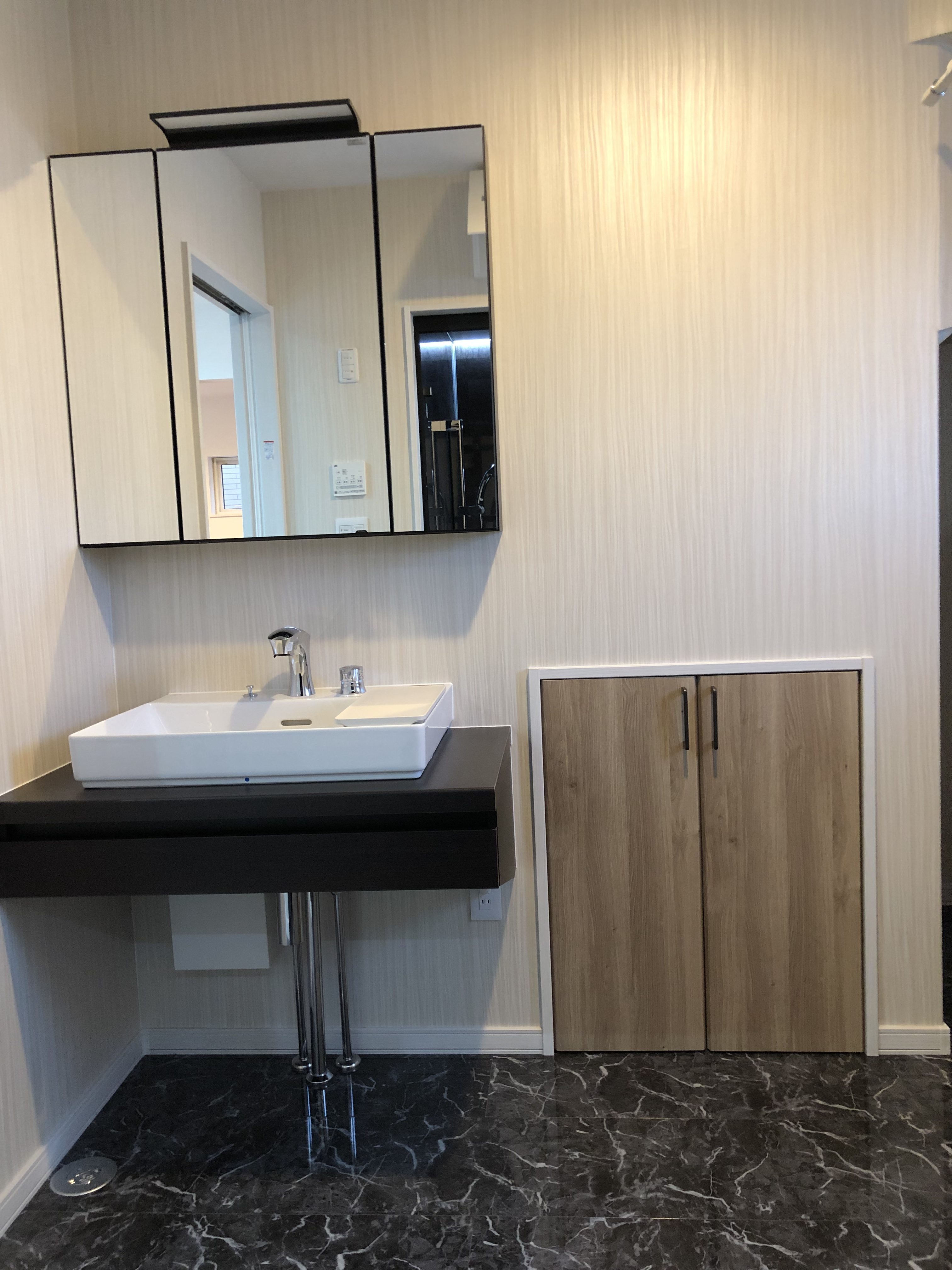 クリックで大きな画像を表示