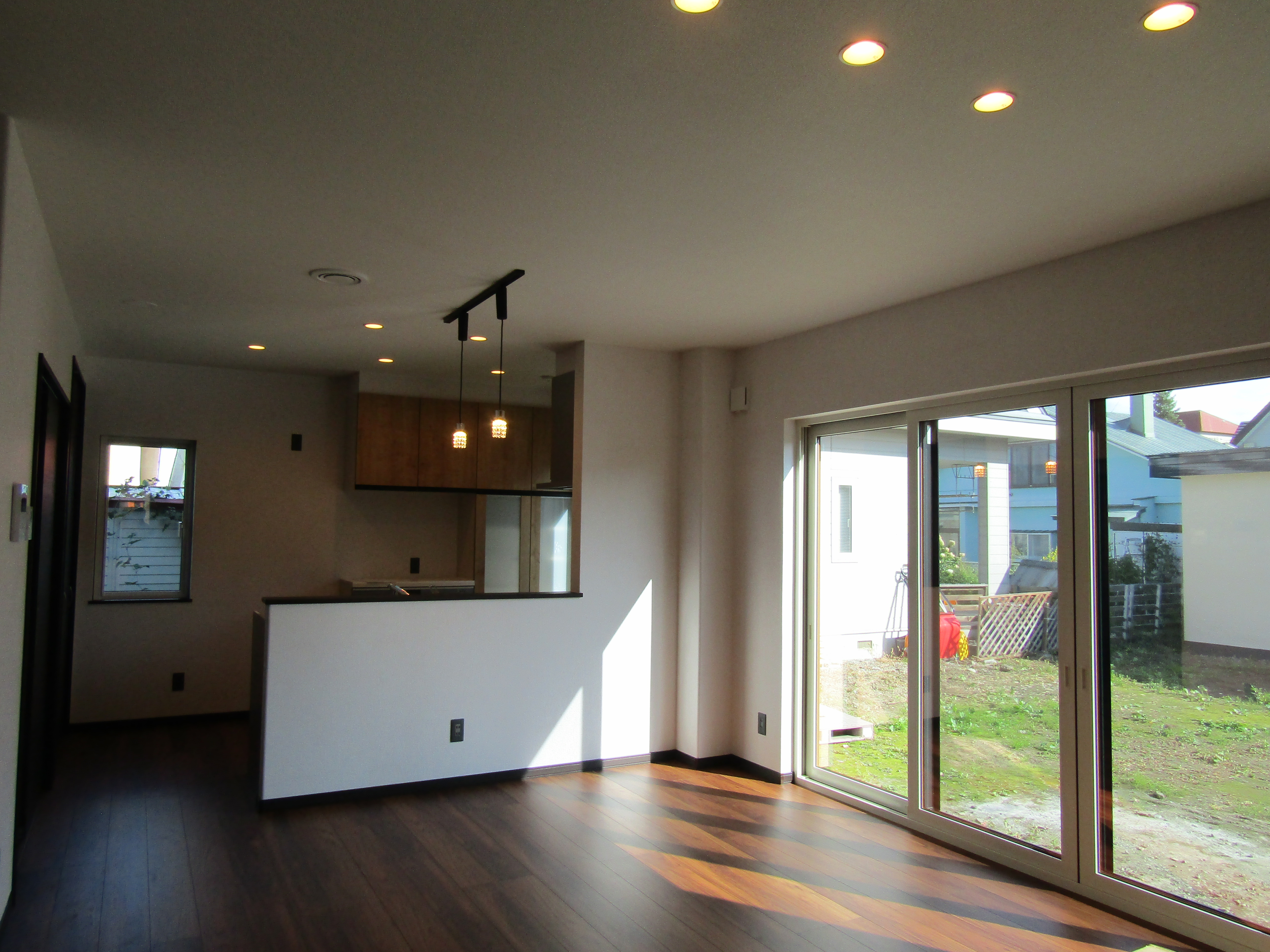 クリックで大きな画像を表示