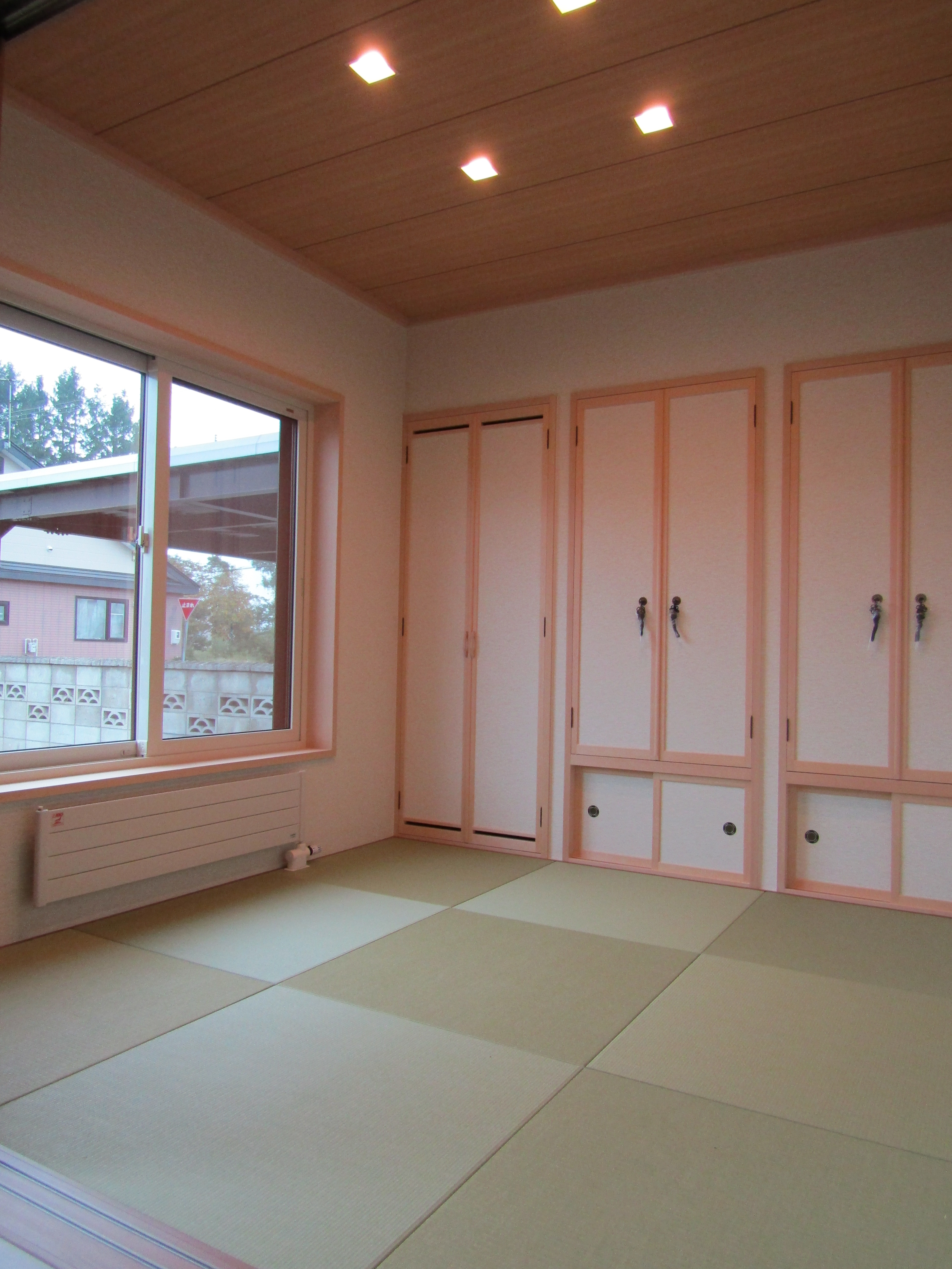 クリックで大きな画像を表示