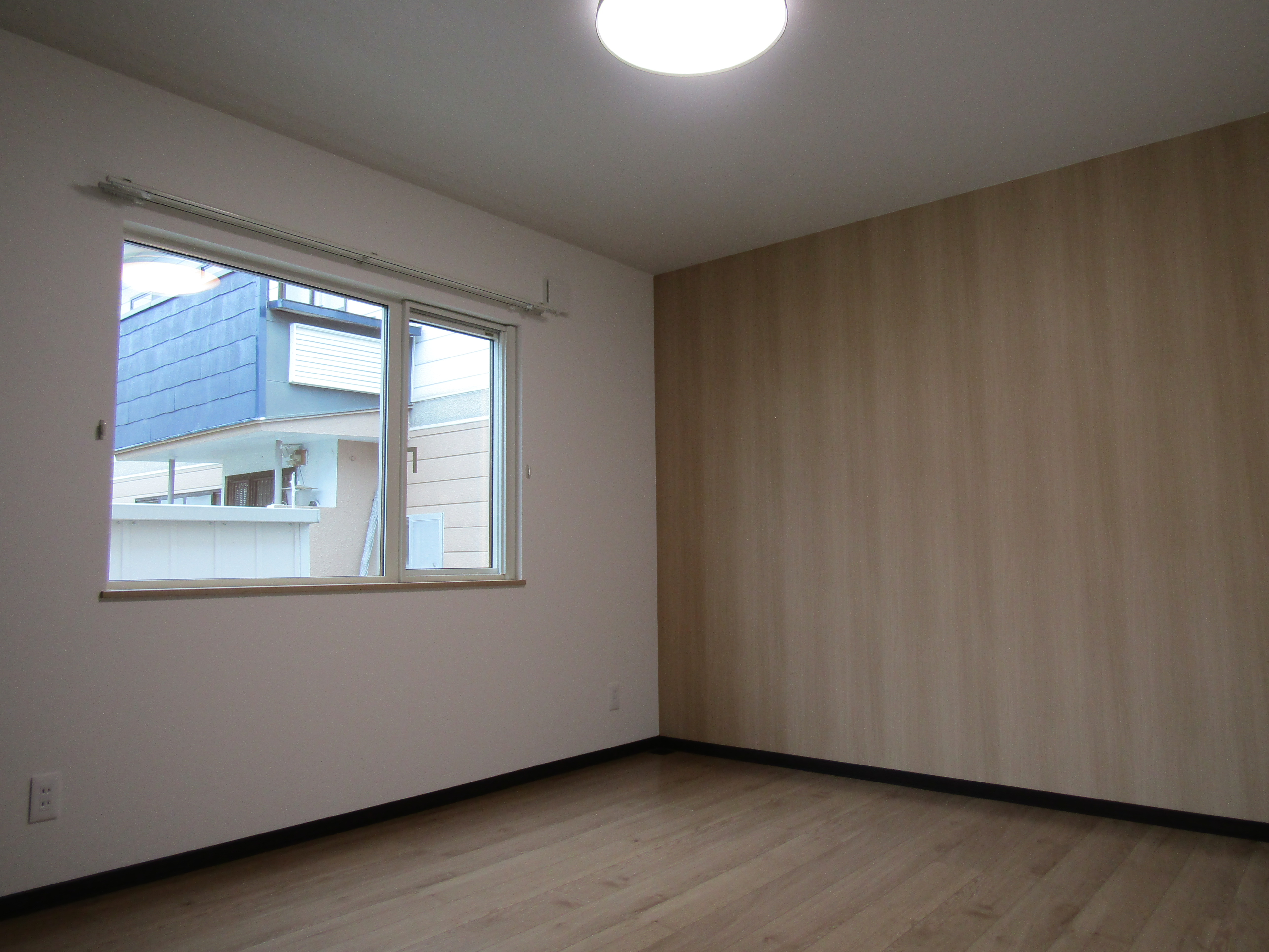 クリックで大きな画像を表示