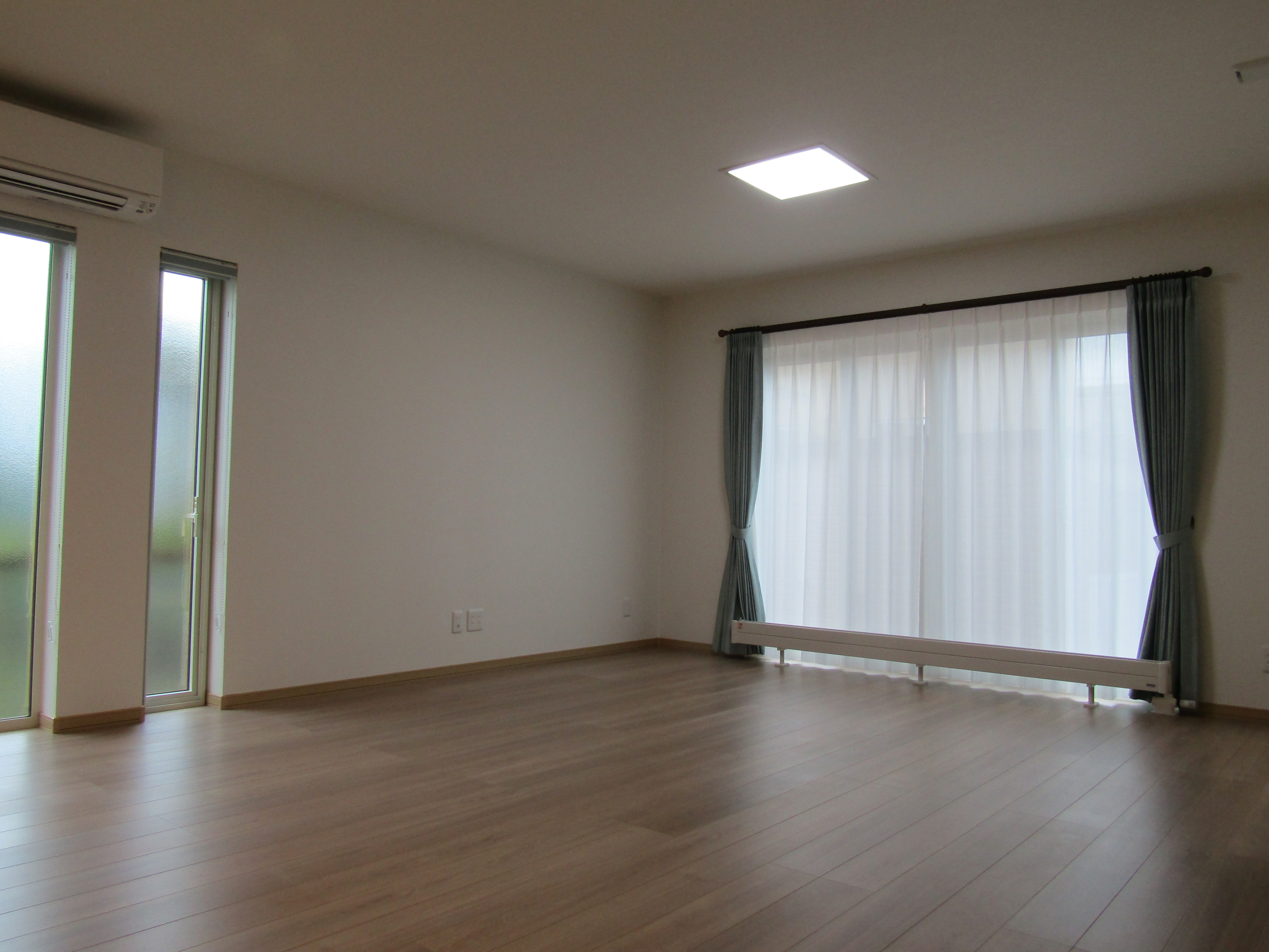 クリックで大きな画像を表示