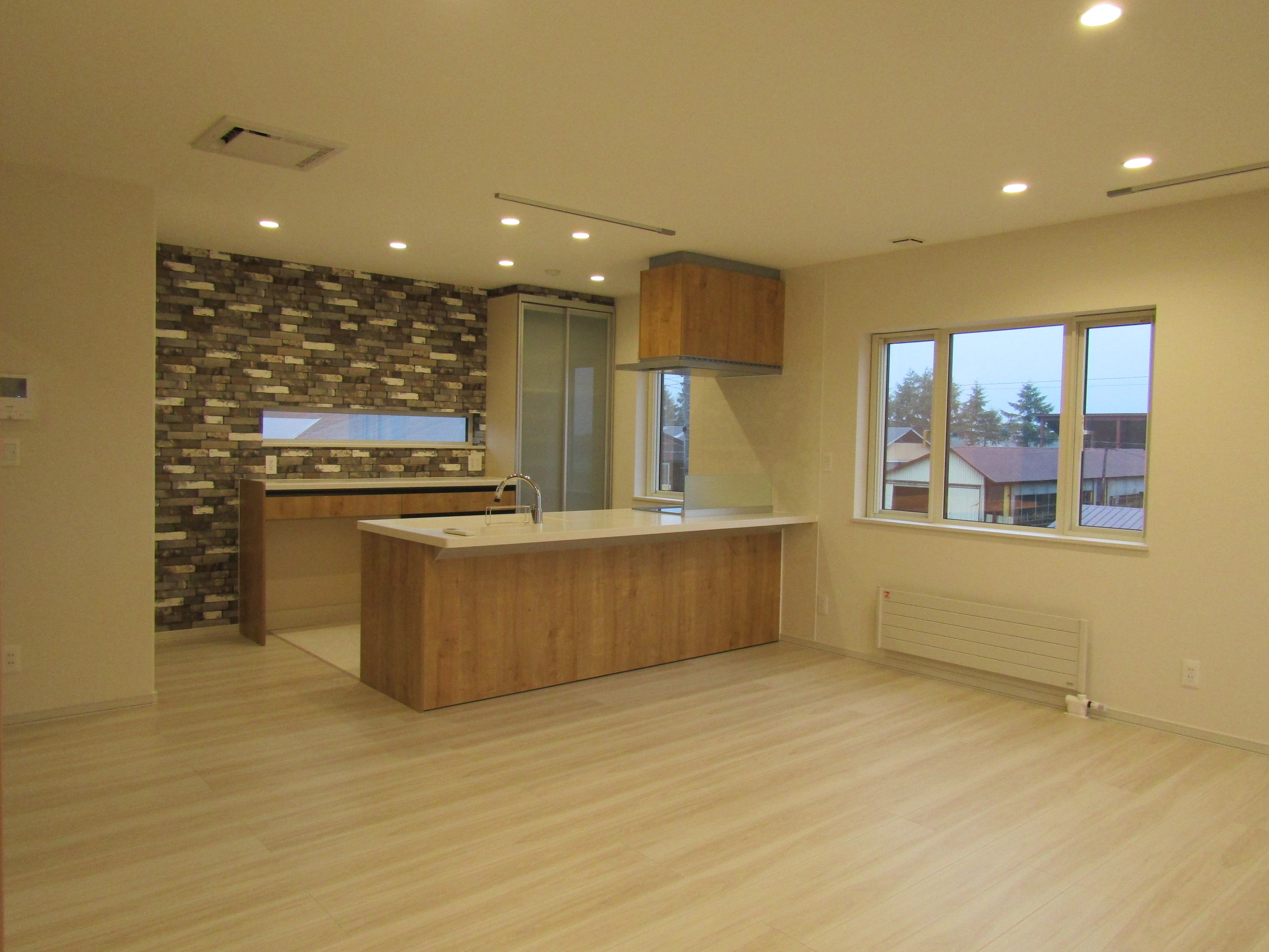 クリックで大きな画像を表示