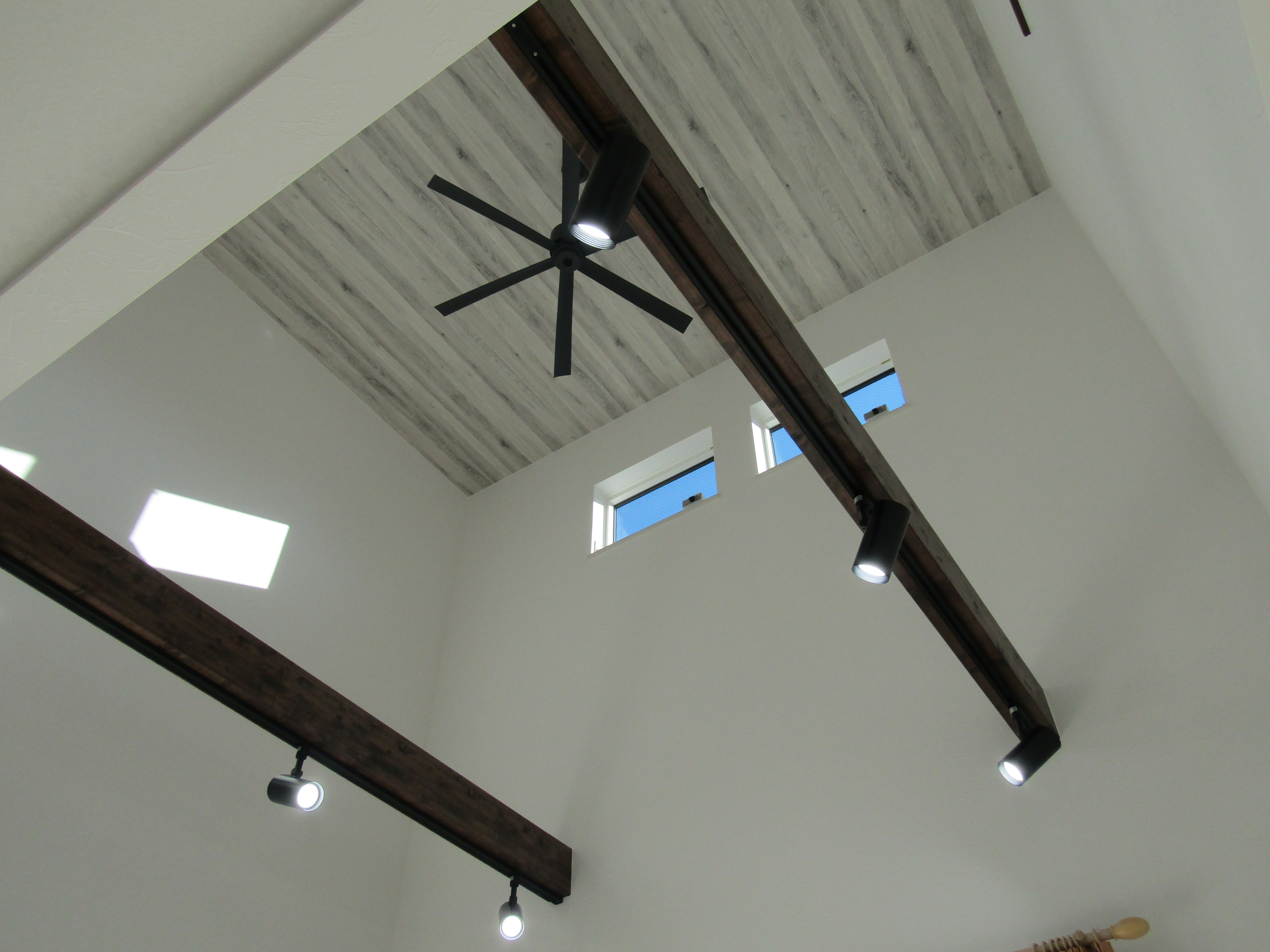 クリックで大きな画像を表示