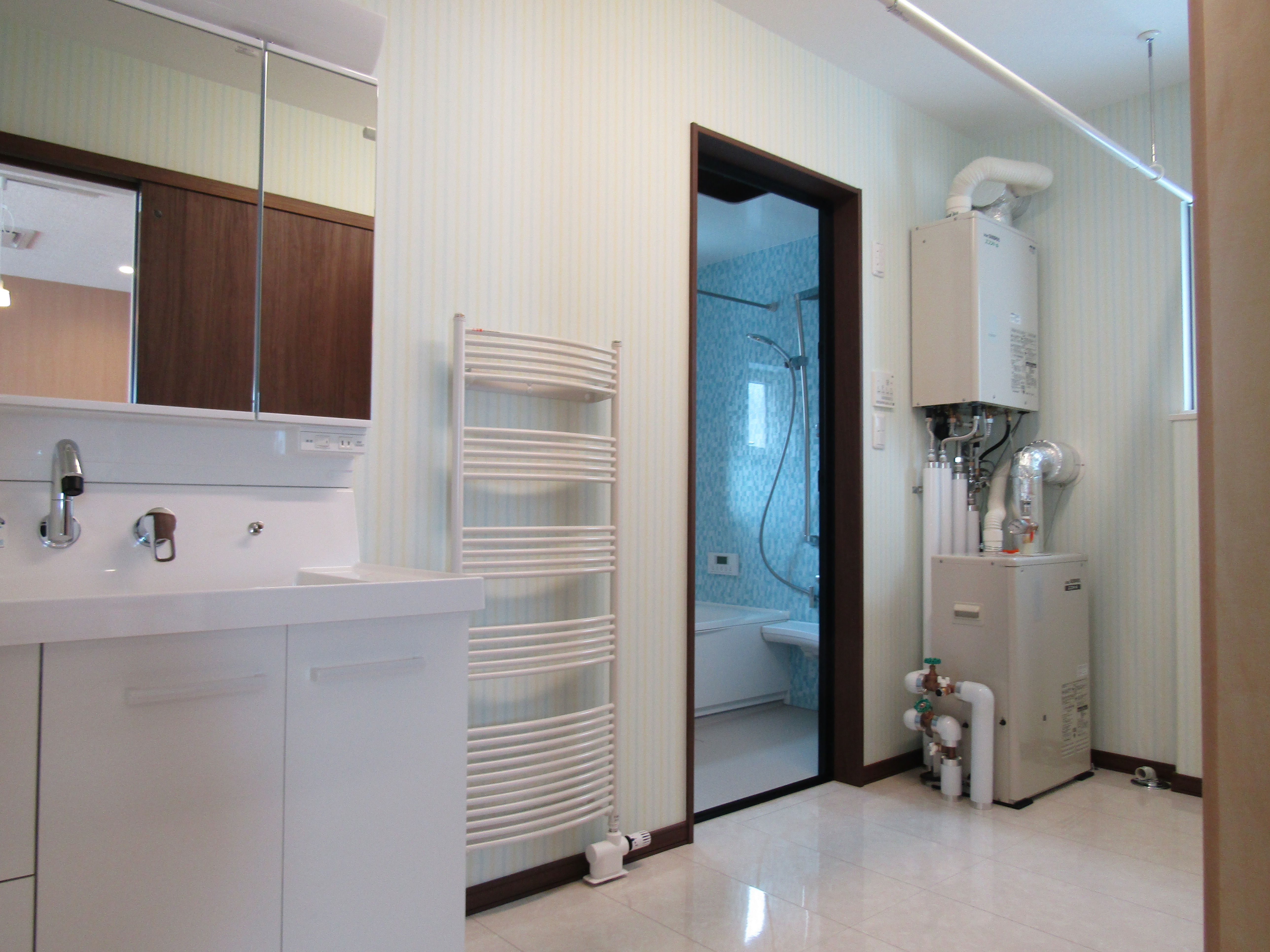 クリックで大きな画像を表示