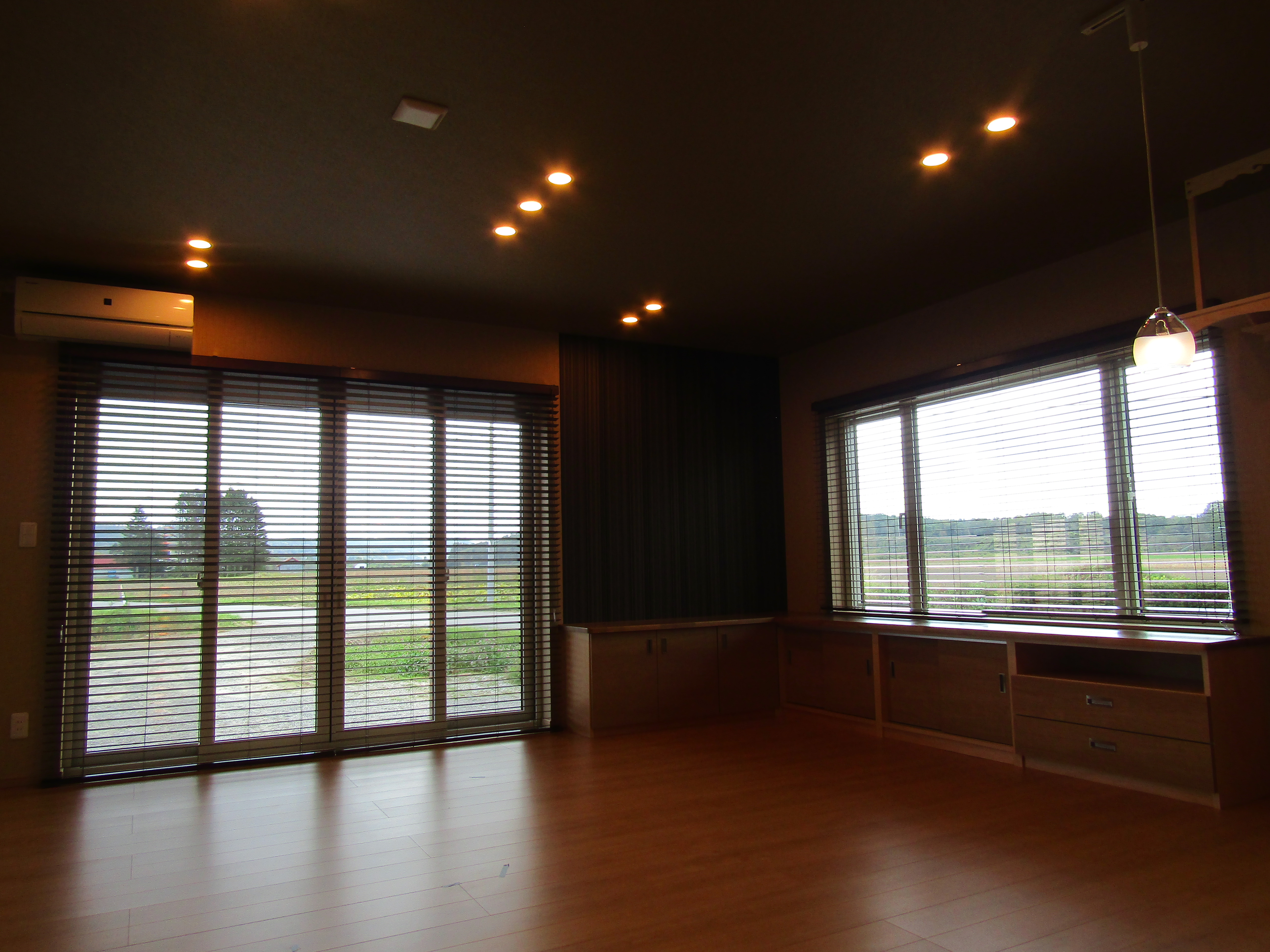 クリックで大きな画像を表示